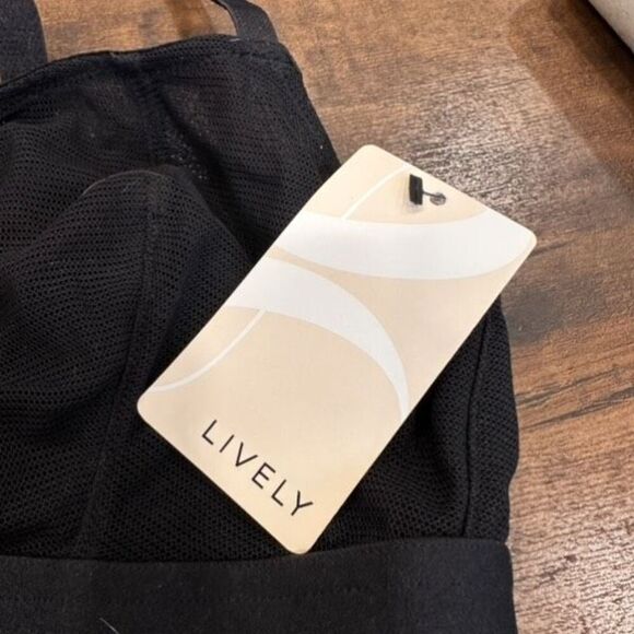 NWT Lively Eco Straight Up Semi Sheer Mesh Bralette in Jet Black Size Medium - Picture 6 of 8